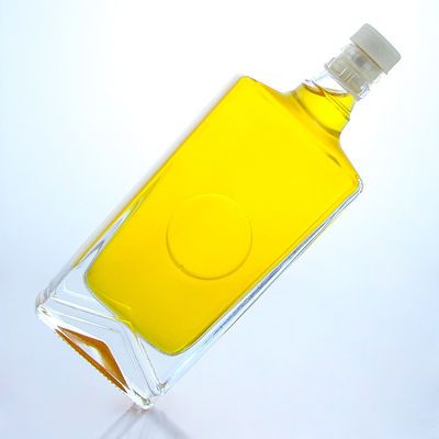 Industrial Liquor vierkant glasfles met guala dop en aanpasbare capaciteit
