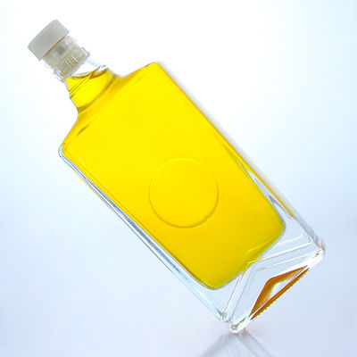 Industrial Liquor vierkant glasfles met guala dop en aanpasbare capaciteit
