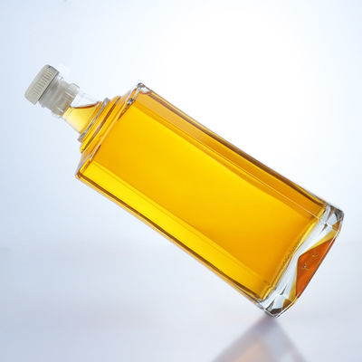Gepersonaliseerd logo 500 ml heldere flintglasfles voor gin rum champagne brandy whisky drank