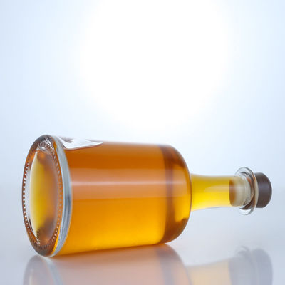 Gloekvormige glazen fles voor gin rum champagne brandy whisky helder of op maat gemaakte kleur