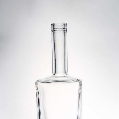 Hoofdmateriaal Glas 1000 ml Vierkante Whiskyfles met hoog sieraad en kurk