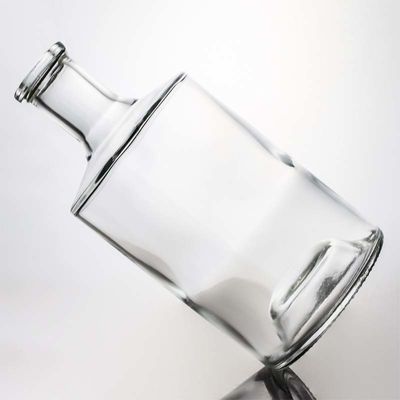 Duidelijke of op maat gemaakte ronde 750 ml 1000 ml glazen fles met houten kurk voor whisky