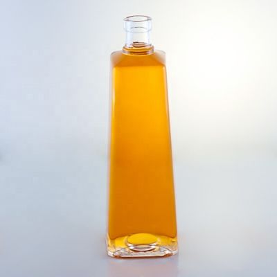 Gepersonaliseerd logo helder glas 750 ml whiskyfles met kurk en vierkante vorm