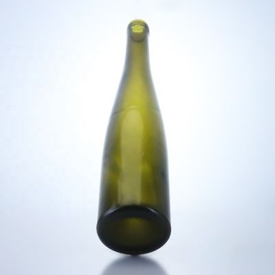 520 ml / 700 ml Elegante antieke groene glazen fles voor Whisky Vodka Tequila Gin Rum