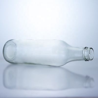 Duidelijke Whisky Vodka Glasfles Uniek 650 ml Speciaal gevormd met schroeftop afwerking