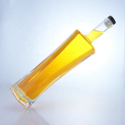 500 ml 750 ml 1000 ml doorzichtige glazen fles met schroefdop Industrial Beverage Base Material Glass
