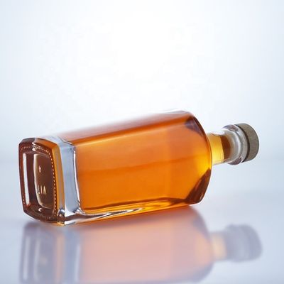 Warm stempelen Oppervlaktebehandeling Duidelijke of aangepaste kleur 750 ml rum Vodka Liquor Glasfles