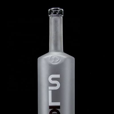 Corkverzegelingstype 750 ml 1000 ml Frosted Decal Clear Flint Glass Flas for Gin Rum Champagne Tequila Whisky Customized Logo