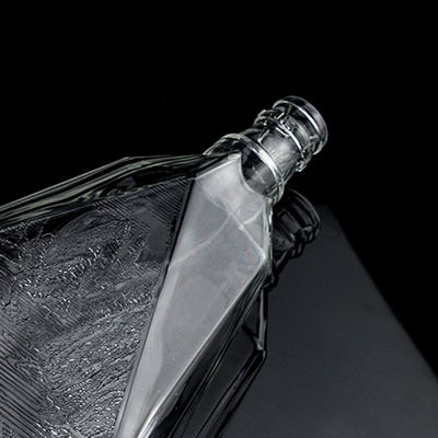 Dikbodem helder flintglasfles voor gin whisky rum tequila en brandy 2022 ontwerp
