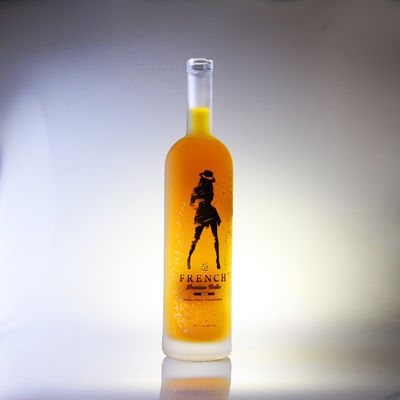 Groothandel 750 ml 1000 ml Decal glazen fles voor bier Vodka Whisky Spirits