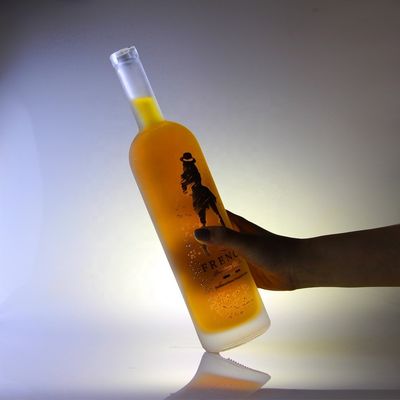 Groothandel 750 ml 1000 ml Decal glazen fles voor bier Vodka Whisky Spirits