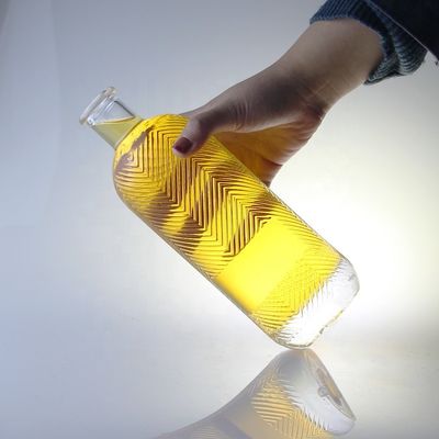 Transparante 750 ml capaciteit extra flint gegraveerde glazen fles met kurk met 500 ml capaciteit
