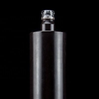 Glas Whiskey Vodka Fles 700 ml 750 ml Zwart Op maat gemaakte glasfles Distributor