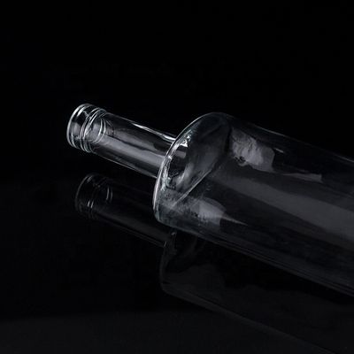 1750 ml 1000 ml glazen flessen voor drank Op maat gemaakte ronde wodkafles Versatile gebruik