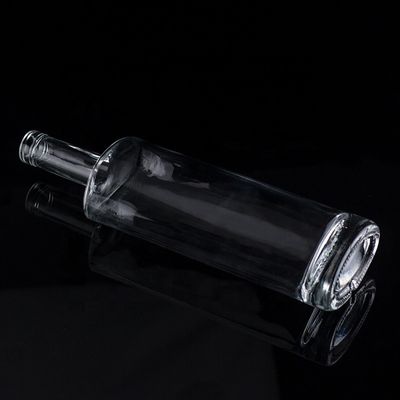1750 ml 1000 ml glazen flessen voor drank Op maat gemaakte ronde wodkafles Versatile gebruik