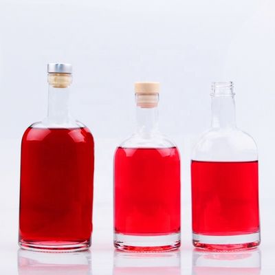 Globale klassieke ronde vorm 70cl 75cl glazen fles voor drank met aangepast logo