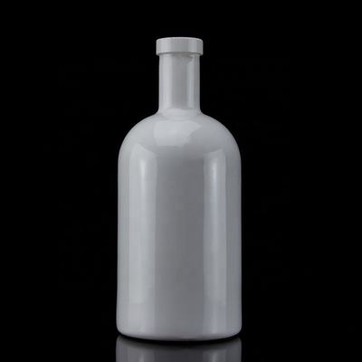 Globale klassieke ronde vorm 70cl 75cl glazen fles voor drank met aangepast logo