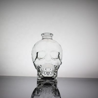 Uitgebreide Frost Glass Skull Face Flask Voor Liquor Decal Oppervlakte Handeling