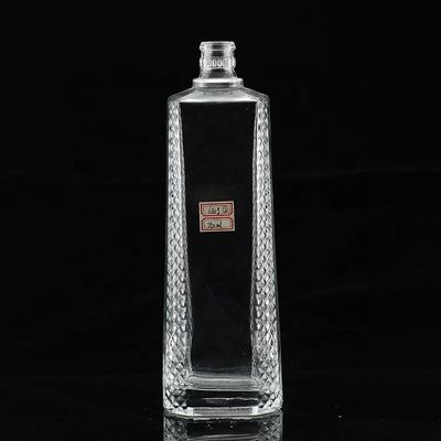 Glastuin gesneden lege drankfles 500 ml 750 ml voor gedistilleerde dranken van hoge kwaliteit