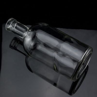 Basismateriaal Glasfles 500 ml 700 ml 750 ml met kurkdicht en ronde vorm